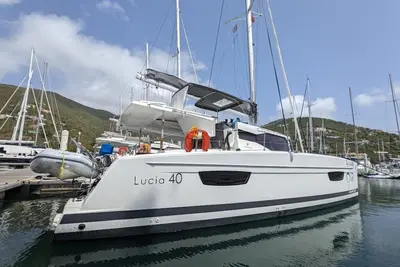 Image de Sun-Kissed Sailing: A Caribbean Beach Experience from Islas Vírgenes de Estados Unidos, Santo Tomás