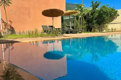 Image de Villa avec piscine privée 12m sans vis-à-vis idéale famille et groupe d'amis