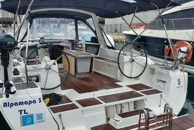 Image de Sun-Kissed Sailing Adventure in Puerto de Toulon