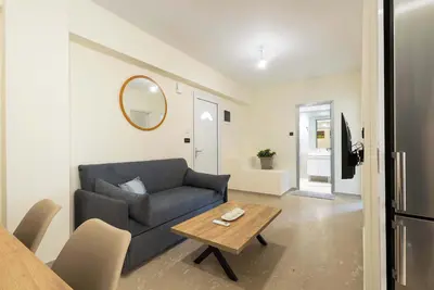 Image de Sinani Apartment - Sea View Balcony & Jacuzzi Gem