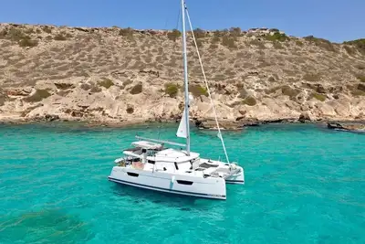 Image de Sun-Kissed Sailing Adventure in Puerto de Toulon