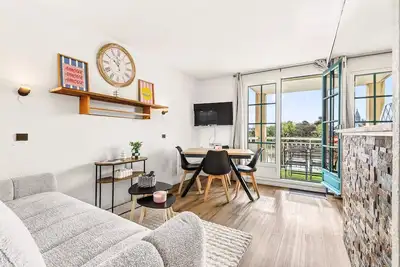 Image de Appartement 2 pièces 4 personnes avec balcon et parking - Prestige