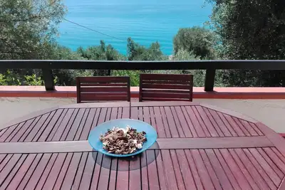 Image de Appartement mit Garten, Terrasse und Grill by Interhome