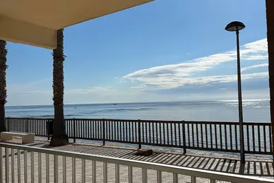 Image de An Oasis Just 6m from the Sea in El Mojón: Ideal for Retirees and Remote Work