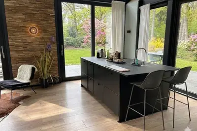 Image de Exclusive nature residence with wood-fired hot tub in the Dwingelderveld