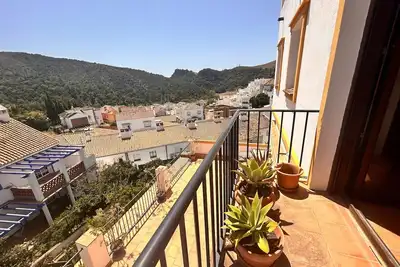 Image de Appartement « 2 chambres à Benahavís » avec vue sur la montagne, Wi-Fi et climatisation