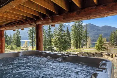 Image de Beautiful 3-bedroom cabin in Ronald perfect for a relaxing getaway