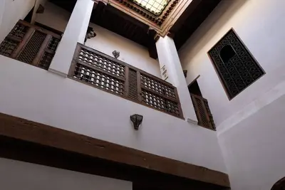 Image de Stay in a traditional Moroccan courtyard house in the ancient Fes Medina.