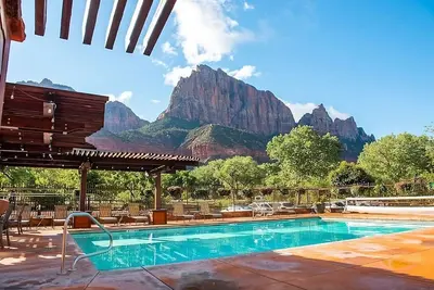 Image de Spacious Good-Value Accommodation, with Swimming Pool, Near Sorella Gallery