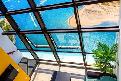 Image de Ocean Front Panoramic View Duplex Loft 34th floor with Beautiful Pool