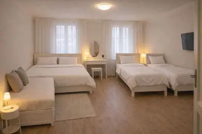 Image de Morning in Prague – Cozy Entire Home for 15, 1 min to Tram, 4 Rooms & 2 Kitchens