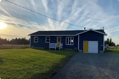 Image de Cozy Cottage in Gros Morne - Cow Head, Nl \nSunset Lodging - Pet Friendly!
