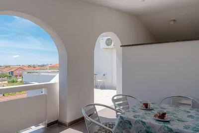 Image de Appartement d'une chambre avec la terrasse Vir (A-25528-a)