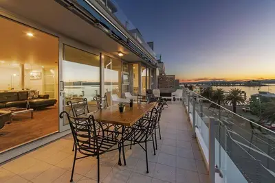 Image de Oceanfront Apartment at Latitude 41