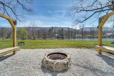 Image de 'Slate Drake Cabin' on Penns Creek w/ Deck & Bbq