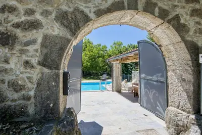 Image de Amazing home in Lanisce