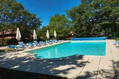 Image de Chalet avec piscine à Lachapelle-Auzac