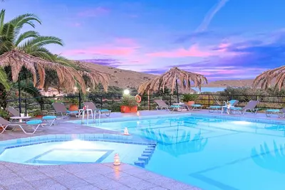 Image de Welcome Apts laid just 1600m away from the longest sandy beach of northern Crete and the touristic Georgioupolis Town, offering great views to the Cretan Sea and the White Mountains. Welcome Apts is ideal for couples, families, a group of families or a g