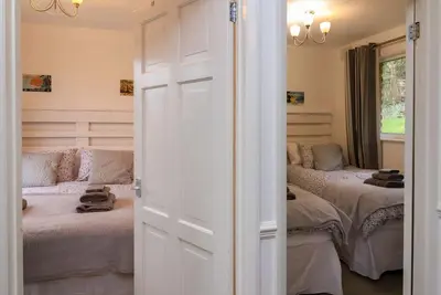 Image de Watermouth Lodge: Coastal escape on Devons dramatic cliff seaside haven