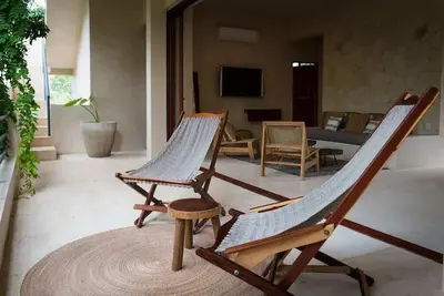 Private 6br Jungle Compound w/ Rooftop Pool