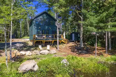 Image de Luxury Lakefront Cabin in Hope - Close to Camden & Rockland