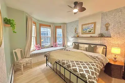 Image de King Bed Apt in Bridgewater near River and Trails