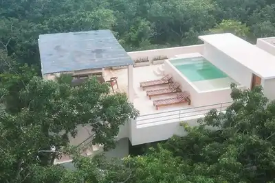 Image de Elegant 3br Penthouse – Rooftop Pool & Jungle View