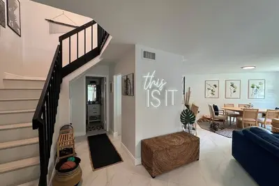 Image de Luxury Beach Retreat: Steps from the Atlantic Ocean, Pickleball, and Golf!