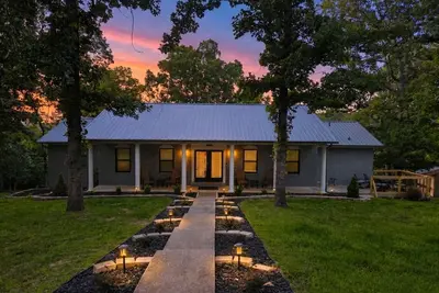 Image de Spacious Beaver Lake Retreat - 4br Home  with Game Rooms - Sleeps 14