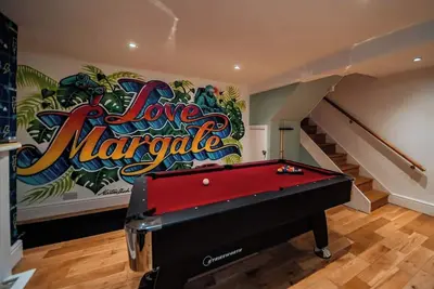 Image de Ultimate Group Stay | Hot Tub & Pool Table for 9