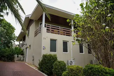 Image de 2-bedroom apartment in delightful Willemstad with cool Ac