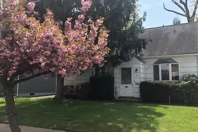 Image de Spacious 4-bedroom house in fabulous Clifton with Ac
