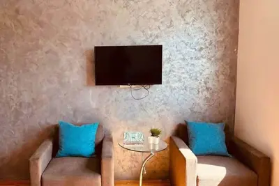 Image de Charming Studio Near Airport Free Parking