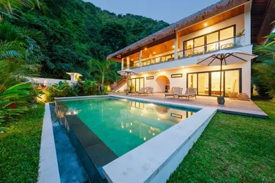 Image de Elevated Ocean View Villa w/Private Pool in Amed
