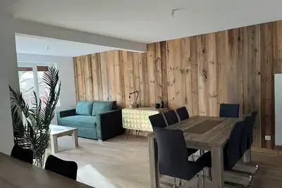 Image de Appartement F3 rénové au centre ville avec parking privé