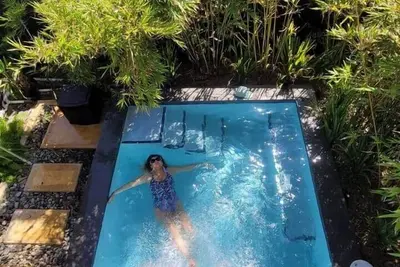 Greta Beach Box with sea view and pool with heater