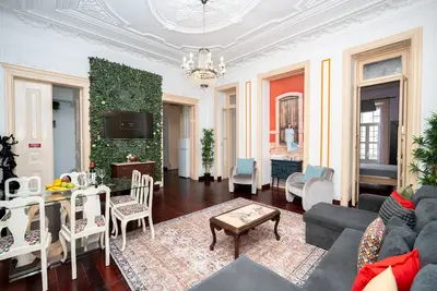 Image de Large comfort  3-bedroom apartment in the Center of Lisbon