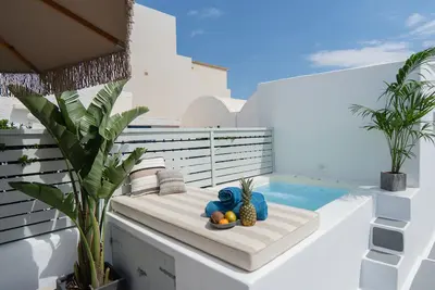 Santorinico villas