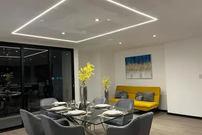Image de New Apt. Z. 10 Guatemala City | 3 Bedrooms | Wifi | Swimming Pool Jacuzzi | Parking