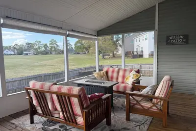 Image de Spacious 1-bedroom guest house in Rincon on golf course- safe neighborhood