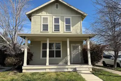Image de Cozy 2-bedroom house in amazing Redding with Ac. Pet Friendly