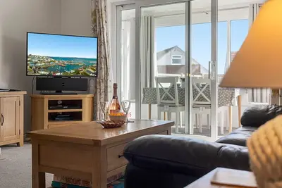 Image de Avalon is a bright and airy two bedroom bungalow tucked away in Brixham