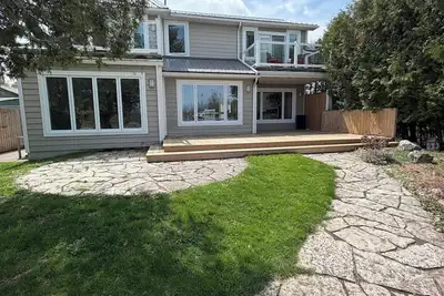 VanHack’s River Front Cottage Port Franks. Pet friendly!