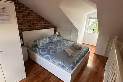 Charming Glebe Attic Room