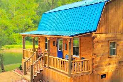 Image de Cozy Cabin Rental with a Four-Person Hot Tub near Hocking Hills State Park, Ohio
