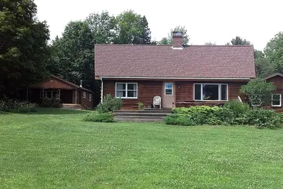 Image de Rustic Camping Cabin with Fireplace in Private Woods near Bangor, Maine