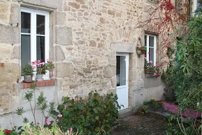 Image de \"Le 37. 2\" logement entier T1 \ncentre ville au calme\nAnimal de compagnie accepté