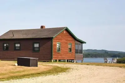 Image de Charming Castine Coastal Getaway – Harbor Views, History & Outdoor Adventure