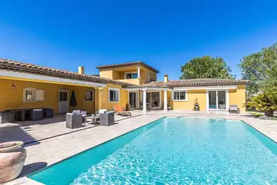 Villa provençale avec piscine à Vence