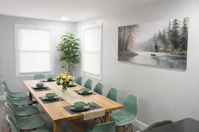 Image de New Spacious 4br 4Bath / pool / River View